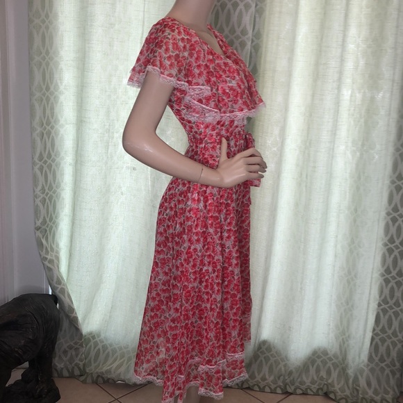 SHORT SLEEVE RUFFLE FLORAL MIDI DRESS - Picture 10 of 11